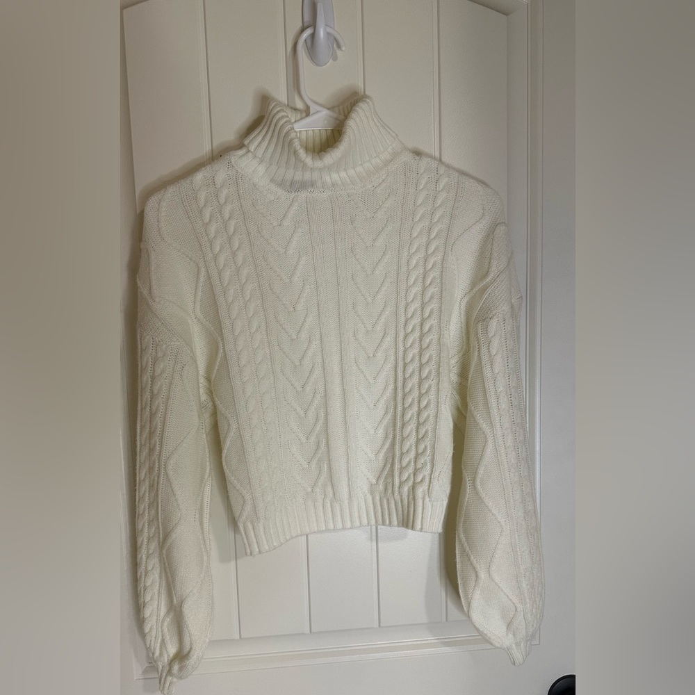 Zaful White Knit cropped turtleneck sweater- Size Small